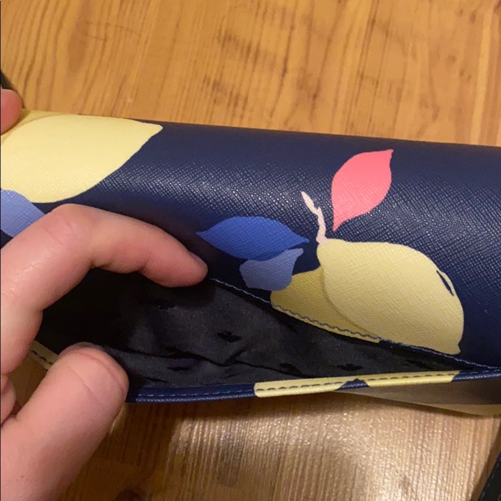 Kate Spade CrossBody - Picture 4 of 6